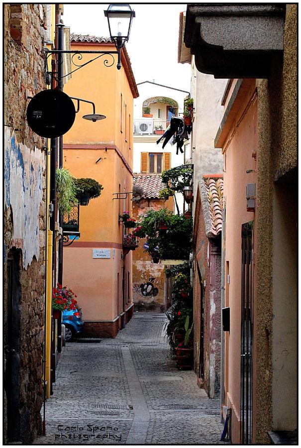 #Garibaldi 05 - Old Town Leilighet Olbia Eksteriør bilde
